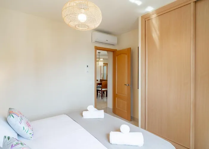 Апартаменты Cala De Seaview Casasol *